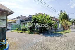 For Sale! Luxury House LT 447m2 Desain Modern di Araya For Sale! Luxury House LT 447m2 Desain Modern di Araya