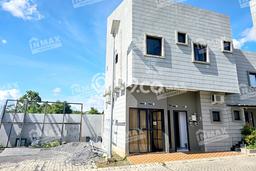 Disewakan Rumah Konsep Modern di Araya Malang dengan 5 KT Disewakan Rumah Konsep Modern di Araya Malang dengan 5 KT