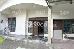 Rumah sewa siap huni 3 Kamar Tidur di Darmo Permai, Surabaya Rumah sewa siap huni 3 Kamar Tidur di Darmo Permai, Surabaya