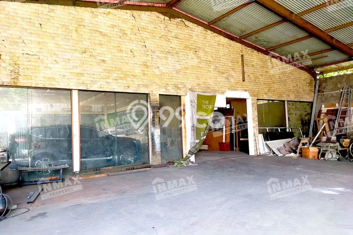 Lokasi Strategis! Dijual Gudang Bisnis di Blimbing, Malang Kondisi Bagus Lokasi Strategis! Dijual Gudang Bisnis di Blimbing, Malang Kondisi Bagus