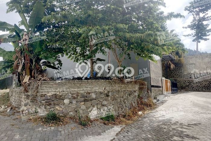 Tanah Komersial Kawasan Batu, Luas 131m2m², Pinggir Jalan Tanah Komersial Kawasan Batu, Luas 131m2m², Pinggir Jalan