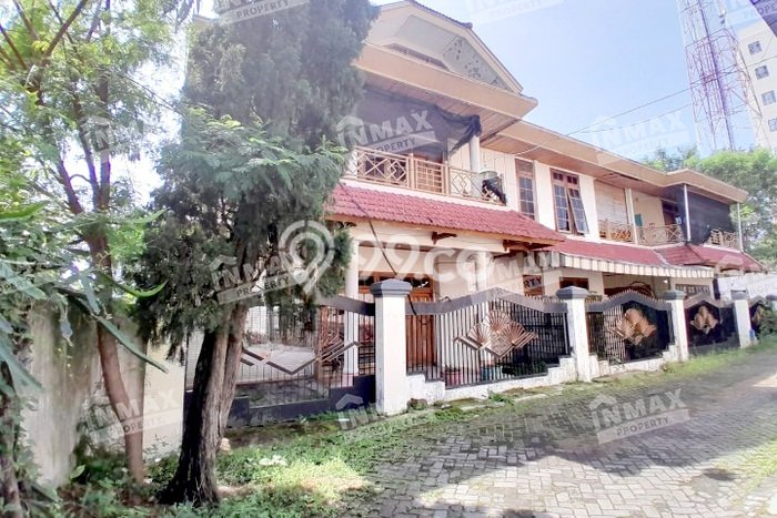 Kost Dijual di Tlogomas dengan 26 KT dan Luas 430m2 Kost Dijual di Tlogomas dengan 26 KT dan Luas 430m2