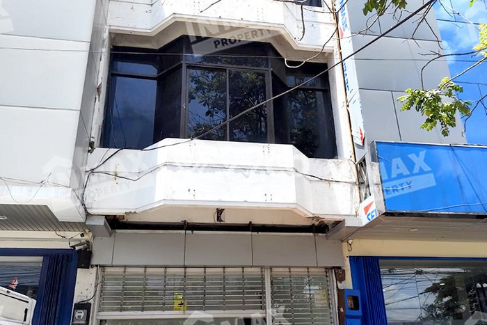 Ruko untuk disewa di Blimbing punya LT 80m2 & LB 204m2 harga sewa kompetitif Ruko untuk disewa di Blimbing punya LT 80m2 & LB 204m2 harga sewa kompetitif