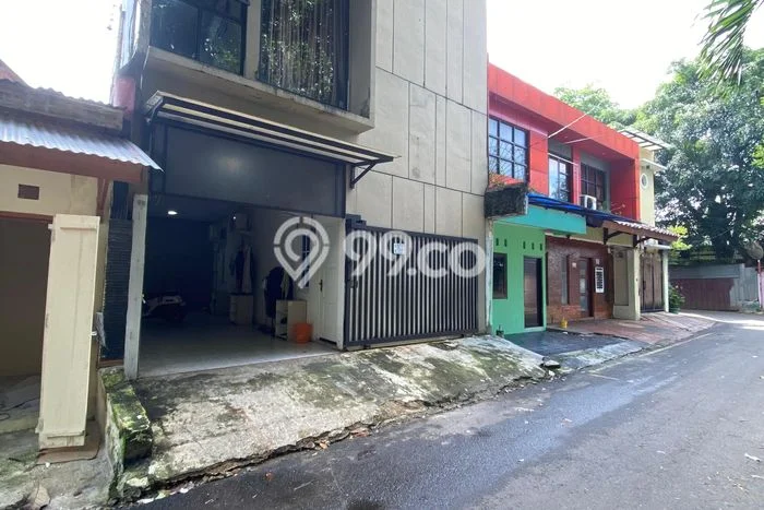 Rumah Kost Dijual Lokasi Pulo Gadung, Jakarta Timur, 13 Kamar Tidur, 13 Kamar Mandi, 238m2 Rumah Kost Dijual Lokasi Pulo Gadung, Jakarta Timur, 13 Kamar Tidur, 13 Kamar Mandi, 238m2