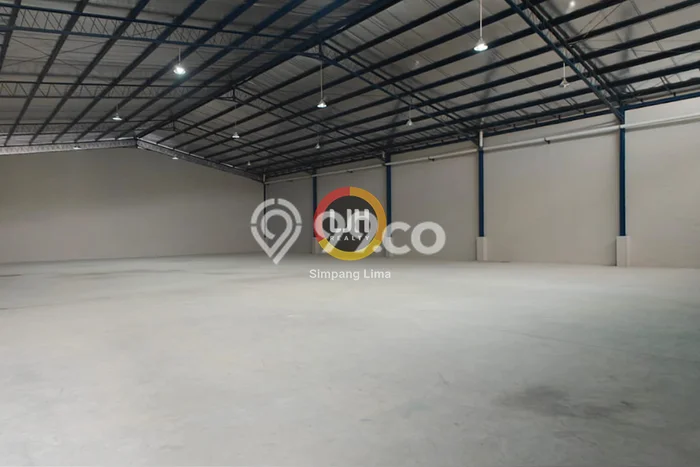 Gudang bagus disewakan di Ngaliyan Semarang dengan LB 640m2 harga sewa terbaik Gudang bagus disewakan di Ngaliyan Semarang dengan LB 640m2 harga sewa terbaik
