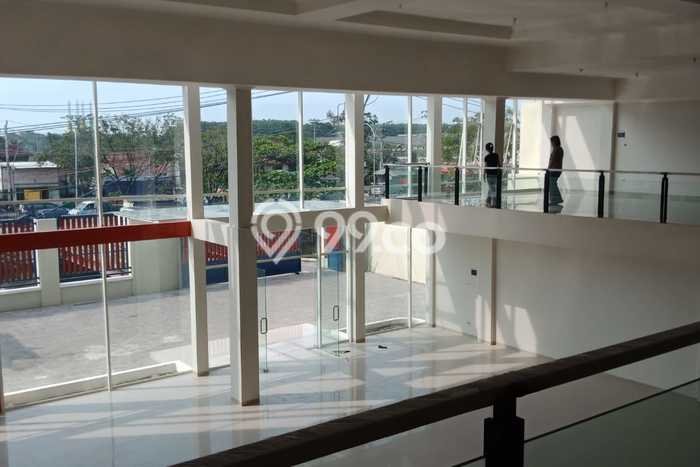 Gudang Area Strategis Kawasan Kaligawe, Luas 1200m², Disewakan Gudang Area Strategis Kawasan Kaligawe, Luas 1200m², Disewakan