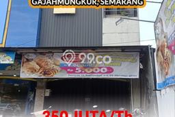 Unit Ruko Disewa Lokasi Gajah Mungkur, Semarang Spesifikasi Luas Bangunan 350m2 Unit Ruko Disewa Lokasi Gajah Mungkur, Semarang Spesifikasi Luas Bangunan 350m2