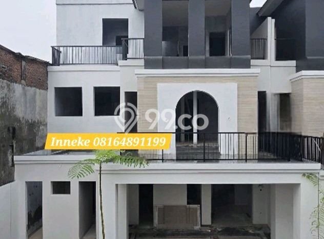 Rumah LT 107m² Semi Furnished di Semeru, Dekat Mal, Semarang Rumah LT 107m² Semi Furnished di Semeru, Dekat Mal, Semarang