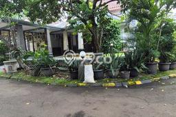 Dijual Rumah Mewah Elegan Dengan View Eksklusif di Bintaro, Tangerang Selatan Dijual Rumah Mewah Elegan Dengan View Eksklusif di Bintaro, Tangerang Selatan