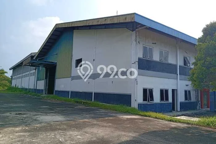 Gudang disewakan lokasi strategis Karawang Barat Karawang 2500m2 Gudang disewakan lokasi strategis Karawang Barat Karawang 2500m2