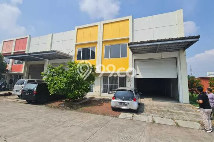 Unit Gudang Disewa Lokasi Karawang Barat, Karawang Spesifikasi Luas Bangunan 280m2 Unit Gudang Disewa Lokasi Karawang Barat, Karawang Spesifikasi Luas Bangunan 280m2