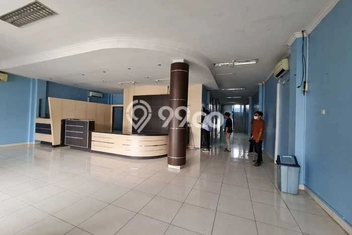 Unit Ruko disewakan di Karawang Barat Karawang dengan LT 300m2 / LB 1100m2 Unit Ruko disewakan di Karawang Barat Karawang dengan LT 300m2 / LB 1100m2
