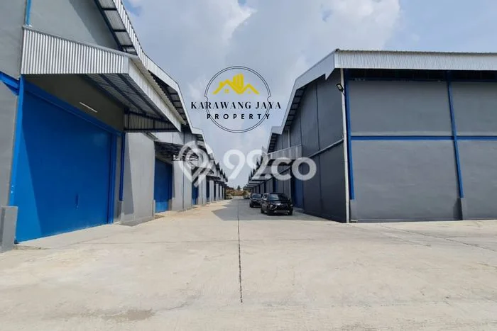 Unit Gudang Disewa Lokasi Karawang Barat, Karawang Spesifikasi Luas Bangunan 550m2 Unit Gudang Disewa Lokasi Karawang Barat, Karawang Spesifikasi Luas Bangunan 550m2