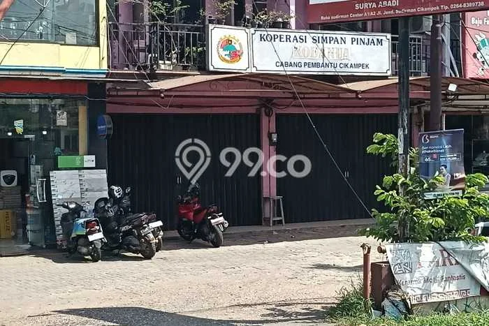 Ruko Dijual di Karawang LT 142m2 & LB 142m2 Lokasi Terbaik! Ruko Dijual di Karawang LT 142m2 & LB 142m2 Lokasi Terbaik!