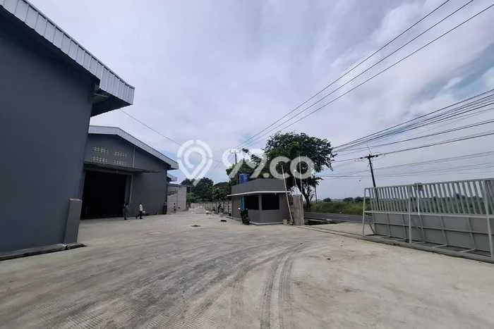 Gudang disewakan di Karawang Barat Karawang dengan luas bangunan 1152m2 Gudang disewakan di Karawang Barat Karawang dengan luas bangunan 1152m2