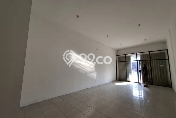 Untuk Disewa Ruko di Karawang Barat Karawang LT 40m2, LB 40m2 Untuk Disewa Ruko di Karawang Barat Karawang LT 40m2, LB 40m2