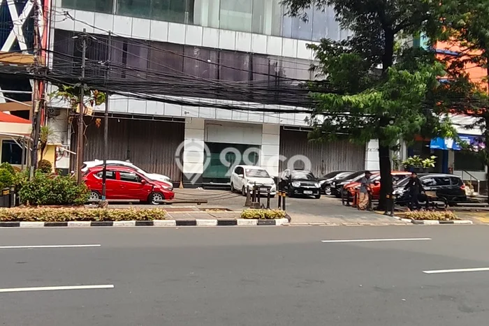 Unit Kantor disewakan di Kebayoran Baru Jakarta Selatan dengan LT 625m2 / LB 1400m2 Unit Kantor disewakan di Kebayoran Baru Jakarta Selatan dengan LT 625m2 / LB 1400m2