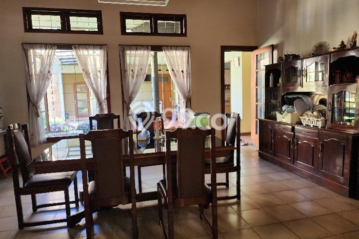 Jual Rumah Luas Elegan Dengan View Eksklusif di Sayap Dago, Bandung Jual Rumah Luas Elegan Dengan View Eksklusif di Sayap Dago, Bandung