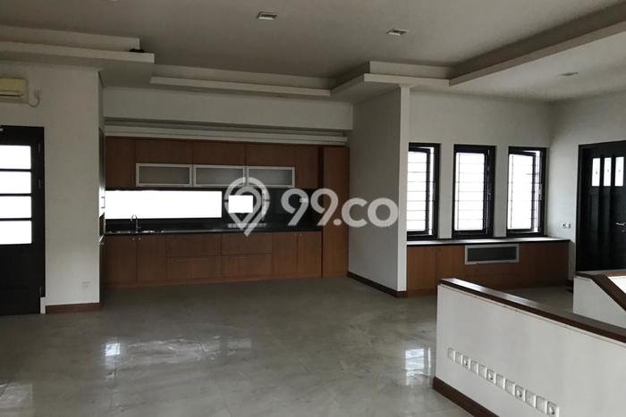 Ruko Bagus Dijual LB 500m2 Lokasi Strategis Surabaya Area Cocok untuk Bisnis Ruko Bagus Dijual LB 500m2 Lokasi Strategis Surabaya Area Cocok untuk Bisnis