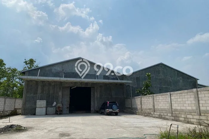 Lokasi Strategis! Dijual Gudang Bisnis di Lamongan, Lamongan Kondisi Baik Lokasi Strategis! Dijual Gudang Bisnis di Lamongan, Lamongan Kondisi Baik