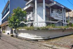 For Sale Rumah Elit Exclusive di Dukuh Pakis, Surabaya For Sale Rumah Elit Exclusive di Dukuh Pakis, Surabaya