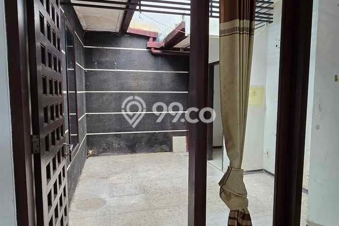 Dijual Rumah Eksklusif 3 KT di Ketintang, Surabaya Dijual Rumah Eksklusif 3 KT di Ketintang, Surabaya