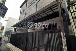For Sale Hunian Rumah Terawat 3 KT di Tanjung Duren, Jakarta Barat For Sale Hunian Rumah Terawat 3 KT di Tanjung Duren, Jakarta Barat