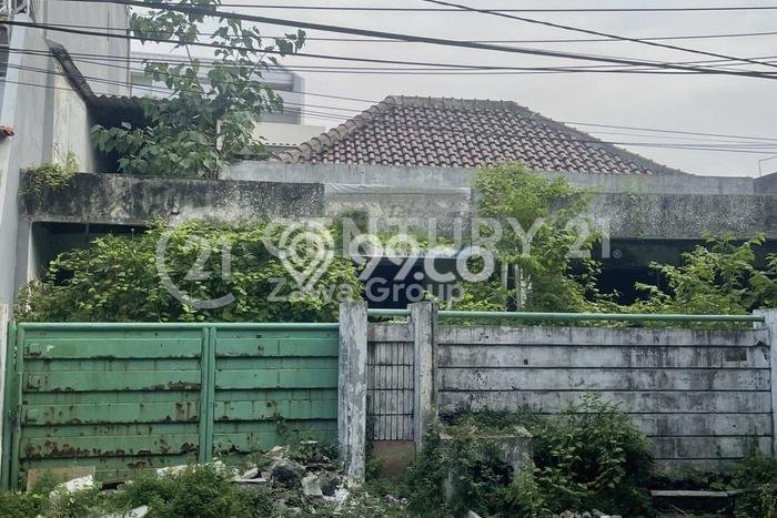Dijual Tanah di Grogol Petamburan Jakarta Barat Luas 298m2 SHM Dijual Tanah di Grogol Petamburan Jakarta Barat Luas 298m2 SHM