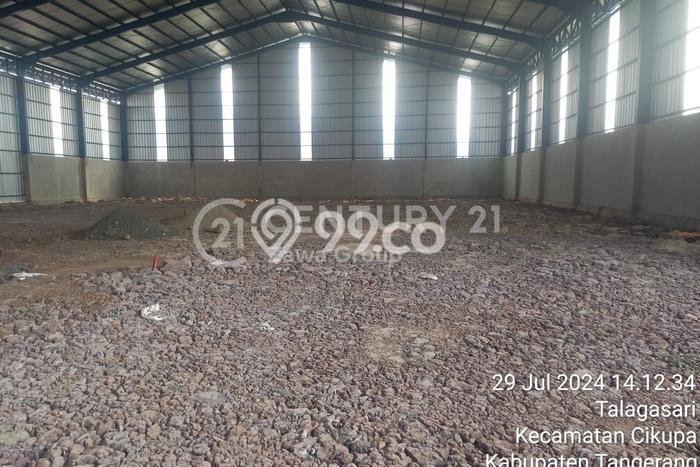 Unit Gudang Disewa Lokasi Cikupa, Tangerang Spesifikasi Luas Bangunan 3800m2 Unit Gudang Disewa Lokasi Cikupa, Tangerang Spesifikasi Luas Bangunan 3800m2