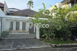 Rumah Elit Modern Tanpa Renovasi di Intercon Jakarta Barat Rumah Elit Modern Tanpa Renovasi di Intercon Jakarta Barat