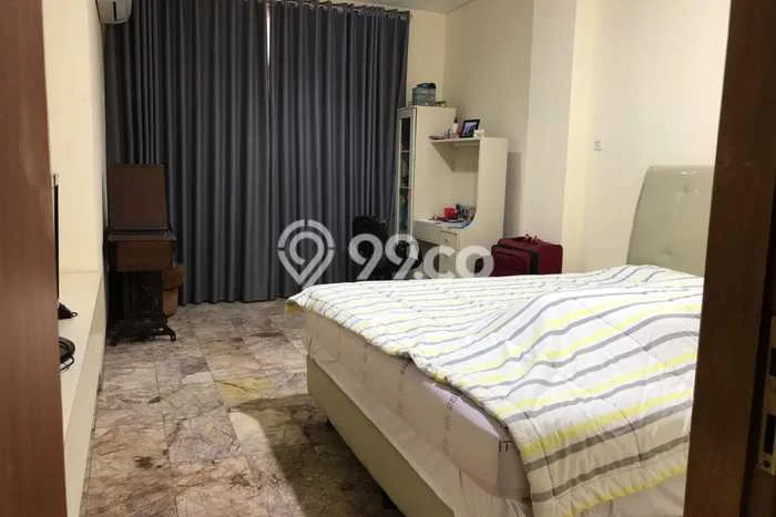 Ruko Dijual di Jakarta Pusat LT 160m2 & LB 544m2 Lokasi Terbaik! Ruko Dijual di Jakarta Pusat LT 160m2 & LB 544m2 Lokasi Terbaik!