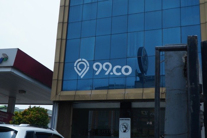 Ruko Dijual di Prime Area Jakarta Timur Luas 640m2 Ruko Dijual di Prime Area Jakarta Timur Luas 640m2