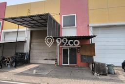 INVESTASI MENGUNTUNGKAN! Gudang Kawasan Cakung, Luas 126m2m², Potensi Sewa Tinggi INVESTASI MENGUNTUNGKAN! Gudang Kawasan Cakung, Luas 126m2m², Potensi Sewa Tinggi