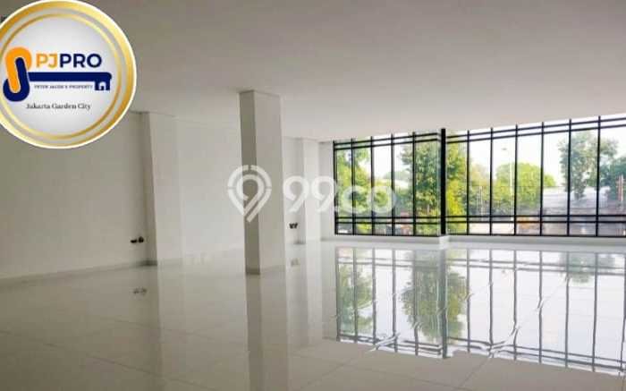 Kantor Paling Dicari LB 755m2 Dijual di Kramat Jati Kantor Paling Dicari LB 755m2 Dijual di Kramat Jati