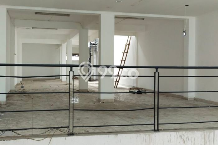 Ruko bagus disewakan di Astanaanyar Bandung dengan LB 400m2 harga sewa terbaik Ruko bagus disewakan di Astanaanyar Bandung dengan LB 400m2 harga sewa terbaik