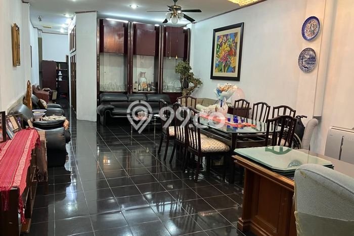 Ruko Favorit Dijual di Kebon Jeruk Jakarta Barat Kawasan Pusat Bisnis Ruko Favorit Dijual di Kebon Jeruk Jakarta Barat Kawasan Pusat Bisnis