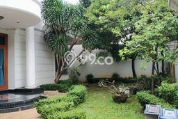 Jual Rumah Mewah Elegan Dengan View Eksklusif di Intercon, Jakarta Barat Jual Rumah Mewah Elegan Dengan View Eksklusif di Intercon, Jakarta Barat