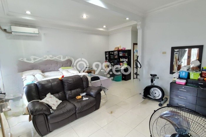 For Sale! Luxury House LT 220m2 Desain Elegan di Pluit For Sale! Luxury House LT 220m2 Desain Elegan di Pluit