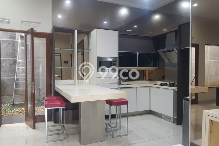 Jarang Ada! Rumah Sewa 5 Kamar Nyaman Siap Huni Setra Sari Jarang Ada! Rumah Sewa 5 Kamar Nyaman Siap Huni Setra Sari