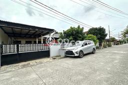 For Sale! Premium House LT 249m2 Desain Modern di Depok I For Sale! Premium House LT 249m2 Desain Modern di Depok I