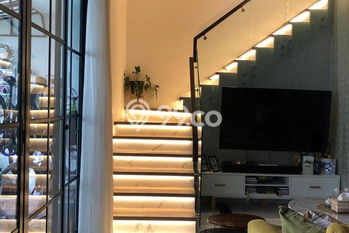 Jual Rumah Luas Megah Dengan View Eksklusif di Alam Sutera, Tangerang Jual Rumah Luas Megah Dengan View Eksklusif di Alam Sutera, Tangerang