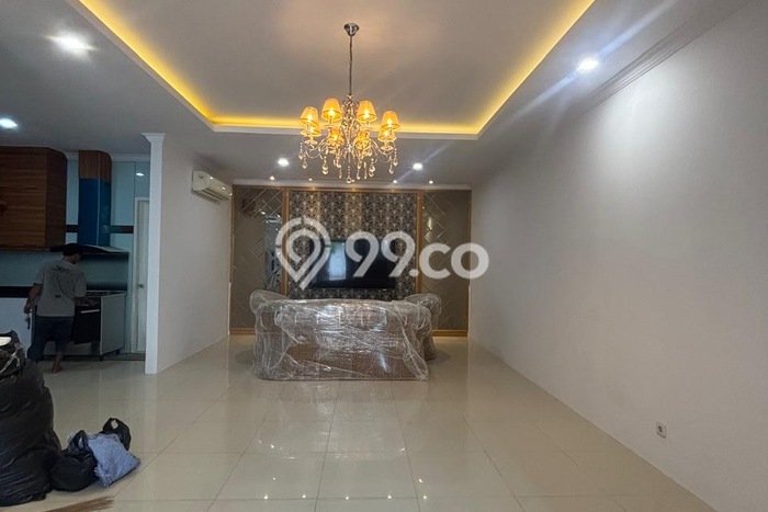 Disewakan! Rumah 3 Kamar Tidur &
3 Kamar Mandi di Gading Serpong, Tangerang Disewakan! Rumah 3 Kamar Tidur &
3 Kamar Mandi di Gading Serpong, Tangerang