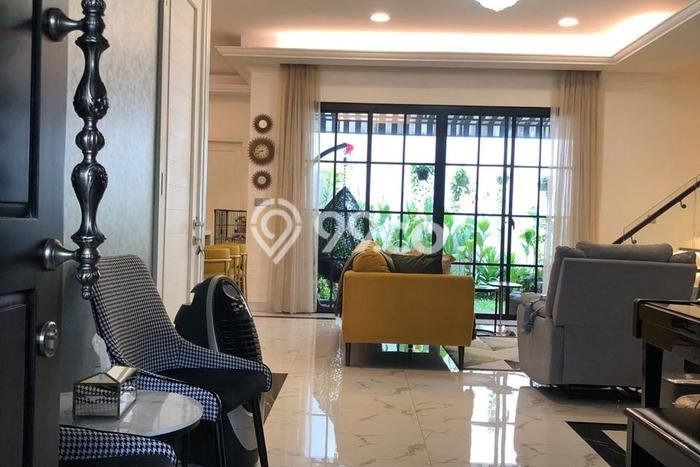 Jual Rumah Luas Megah Dengan View Eksklusif di Alam Sutera, Tangerang Jual Rumah Luas Megah Dengan View Eksklusif di Alam Sutera, Tangerang