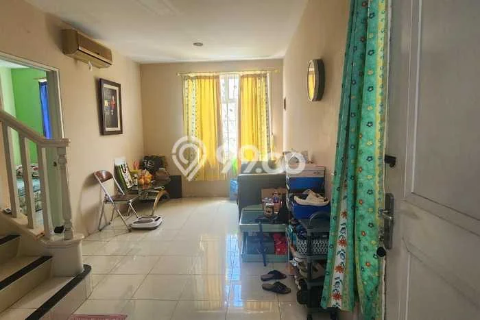 Jual Rumah Minimalis Bagus Punya 2 KT di Karawaci Tangerang - Jual Rumah Minimalis Bagus Punya 2 KT di Karawaci Tangerang -