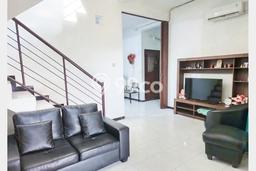 Jual Rumah Favorit Siap Huni LB 250m2 di Wiyung, Surabaya Jual Rumah Favorit Siap Huni LB 250m2 di Wiyung, Surabaya