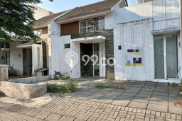 For Sale Rumah 1 Kamar Lokasi Ideal Bagus dan Strategis di Taman For Sale Rumah 1 Kamar Lokasi Ideal Bagus dan Strategis di Taman