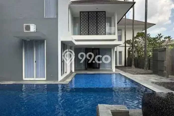 Dijual Rumah Premium dengan Fasilitas Sekitar Lengkap di Wiyung, Surabaya Dijual Rumah Premium dengan Fasilitas Sekitar Lengkap di Wiyung, Surabaya