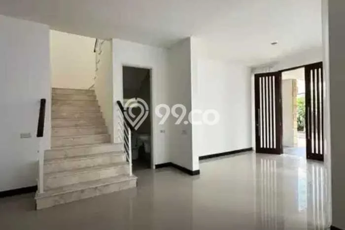 Dijual Rumah Premium dengan Fasilitas Sekitar Lengkap di Wiyung, Surabaya Dijual Rumah Premium dengan Fasilitas Sekitar Lengkap di Wiyung, Surabaya
