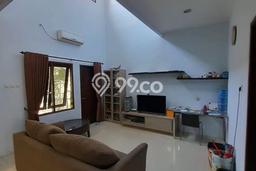 Dijual Cepat Rumah Bagus Siap Huni LB 200m2 di Wiyung, Surabaya Dijual Cepat Rumah Bagus Siap Huni LB 200m2 di Wiyung, Surabaya