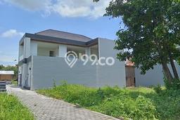 Lahan Dijual Lokasi Strategis di Badung dengan Luas 304m2 Lahan Dijual Lokasi Strategis di Badung dengan Luas 304m2